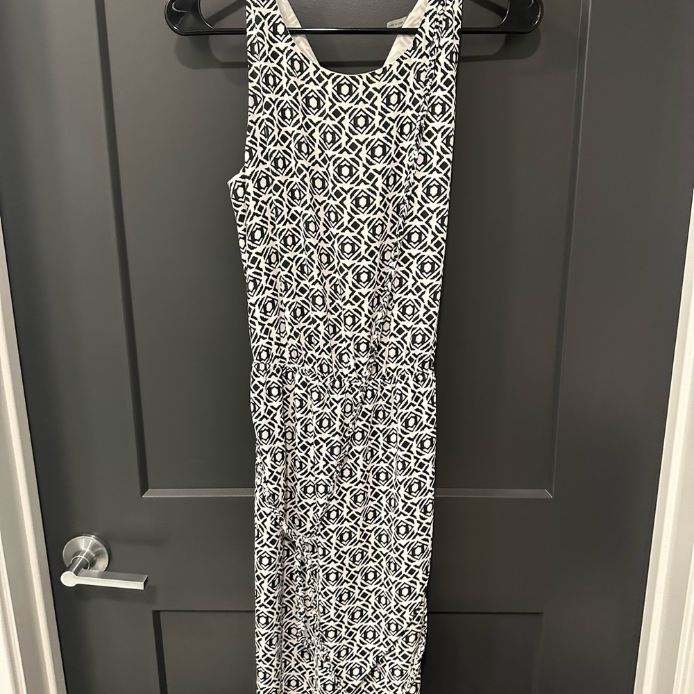 Vince Camuto Black and White Patterned Maxi Dress